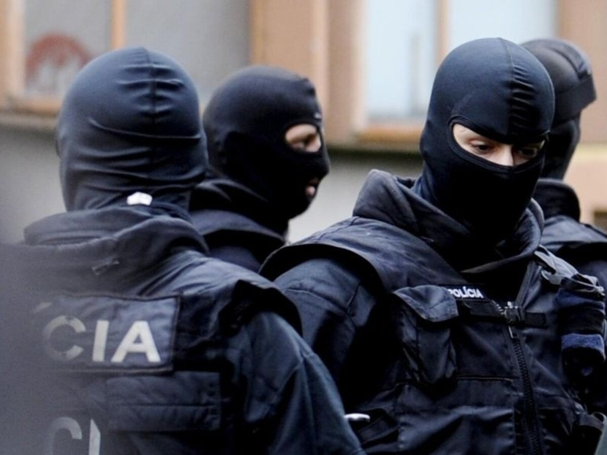 Kukláči ÚBOK ÚBPK NAKA polícia (TASR)